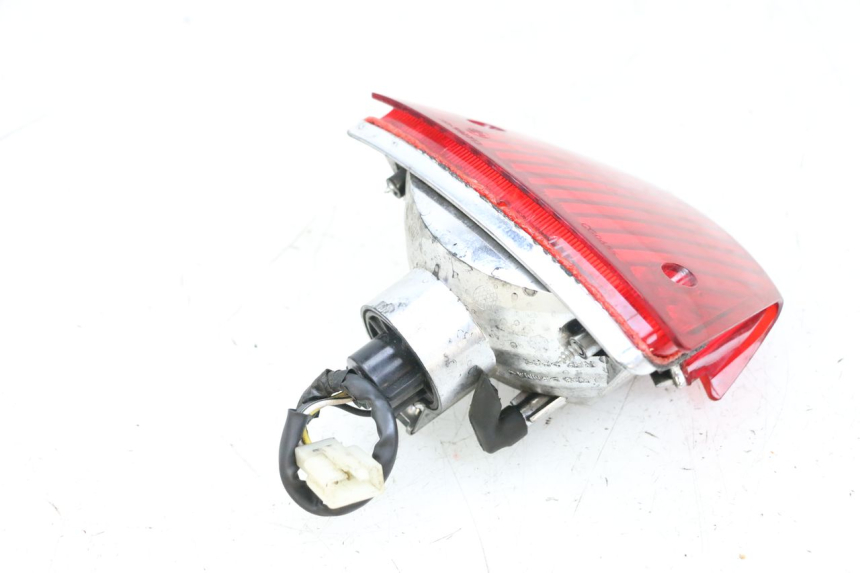 photo de LAMPA TYLNA PIAGGIO NEW TYPHOON 50 (2018 - 2021) - Punkty mocowania