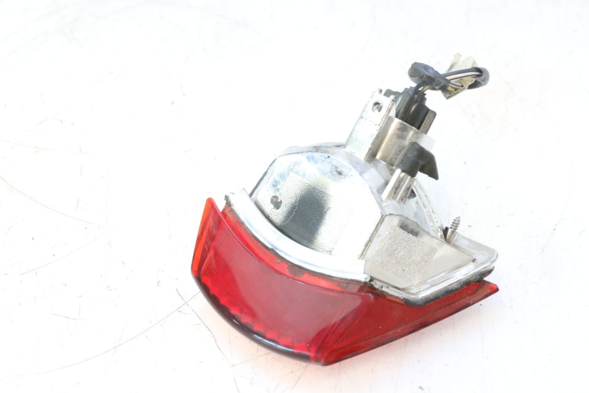 photo de LAMPA TYLNA PIAGGIO NEW TYPHOON 50 (2018 - 2021) - Oznaczenia i referencje