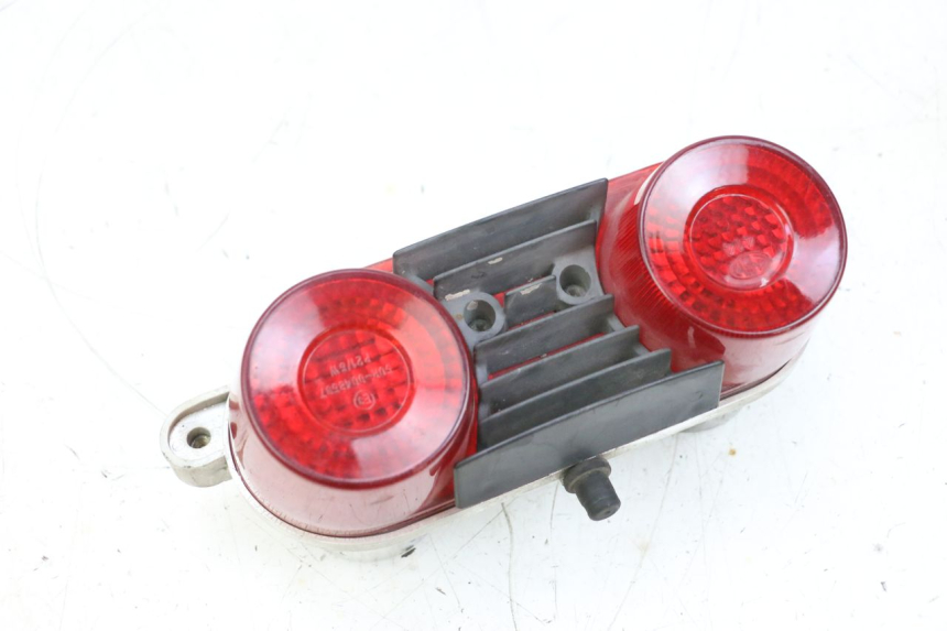 photo de LAMPA TYLNA HONDA NSR R 125 (1994 - 2003) - Szczegół części