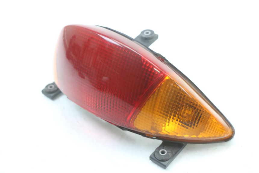 photo de LAMPA TYLNA HONDA NTV DEAUVILLE 650 (1998 - 2001) - Zoom stanu zużycia