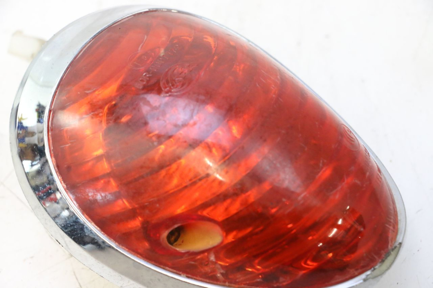 photo de LAMPA TYLNA JM MOTORS OLDIES 4T 50 (2010 - 2020) - Szczegół części
