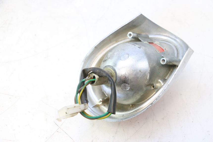 photo de LAMPA TYLNA JM MOTORS OLDIES 4T 50 (2010 - 2020) - Zbliżenie techniczne