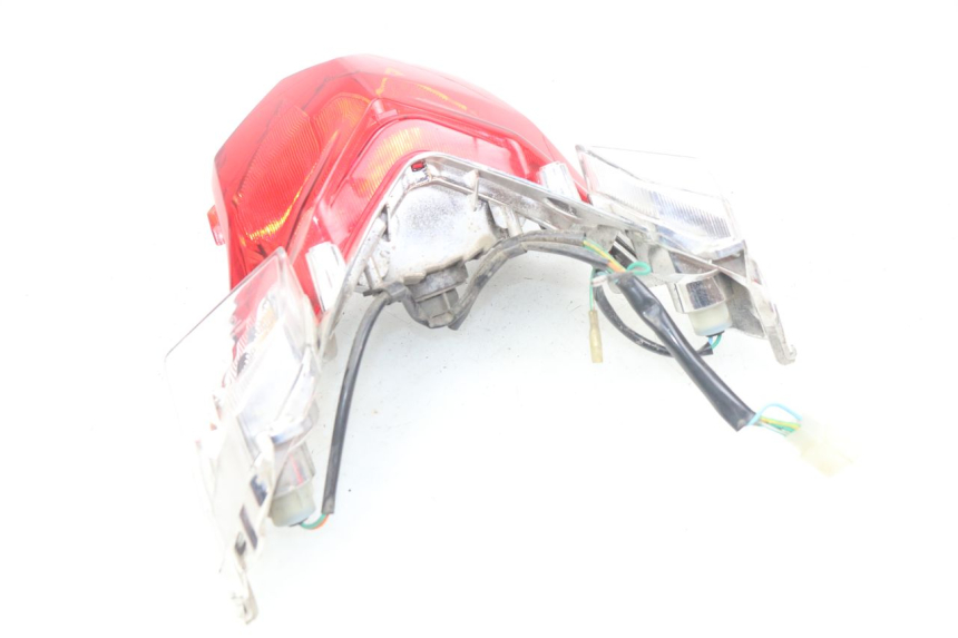 photo de LAMPA TYLNA SYM ORBIT III 3 4T 50 (2018 - 2021) - Punkty mocowania