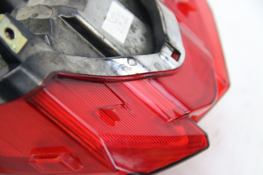 photo de LAMPA TYLNA SYM ORBIT III 3 4T 50 (2021 - 2025) - Widok ogólny