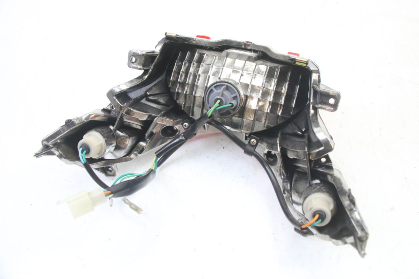 photo de LAMPA TYLNA SYM ORBIT III 3 4T 50 (2021 - 2025) - Widok produktu