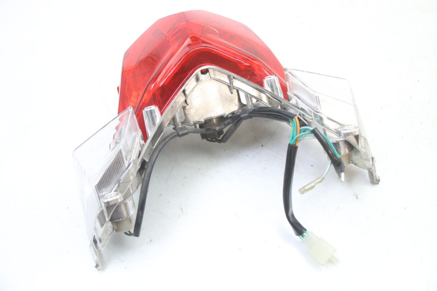 photo de LAMPA TYLNA SYM ORBIT III 3 4T 50 (2021 - 2025) - Część sprawdzona