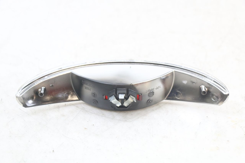 photo de LAMPA TYLNA PEUGEOT ELYSTAR 50 (2002 - 2014) - Inny kąt widzenia