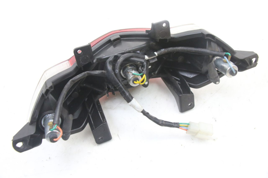 photo de LAMPA TYLNA PEUGEOT KISBEE 4T 50 (2018 - 2022) - Widok ogólny