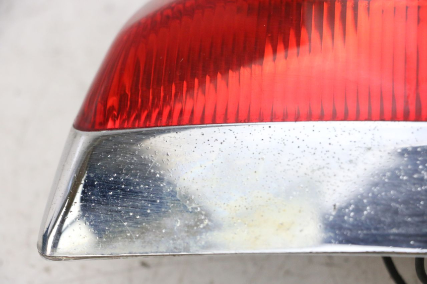 photo de LAMPA TYLNA PIAGGIO VESPA LX 150 (2005 - 2013) - Widok ogólny