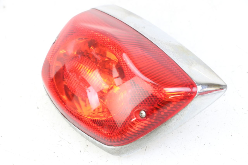 photo de LAMPA TYLNA PIAGGIO VESPA LX 150 (2005 - 2013) - Stan powierzchni