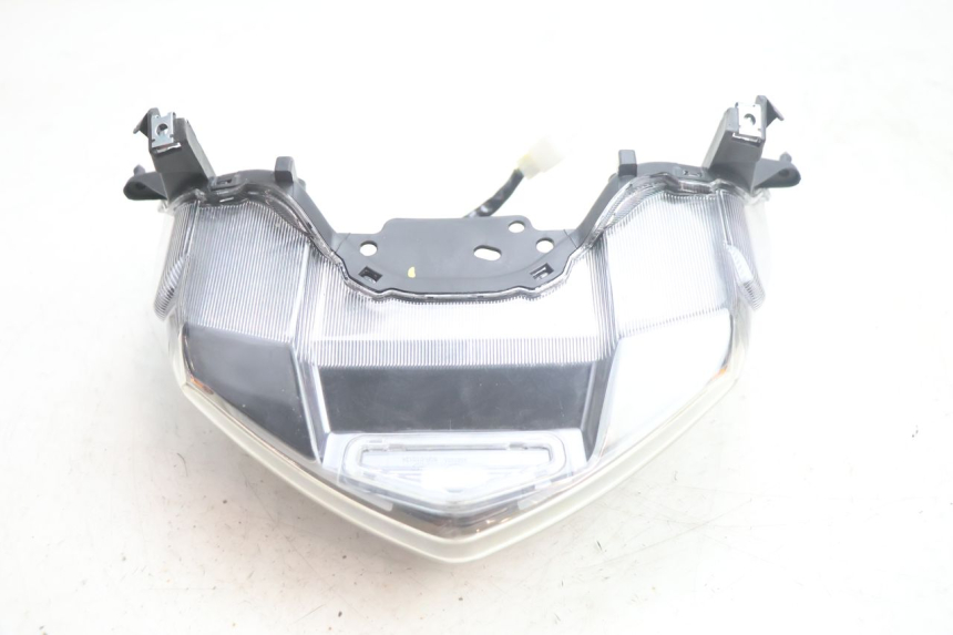 photo de ŚWIATŁO TYLNE JM MOTORS R-MAX TECH 50 (2024 - 2026) - Punkty mocowania