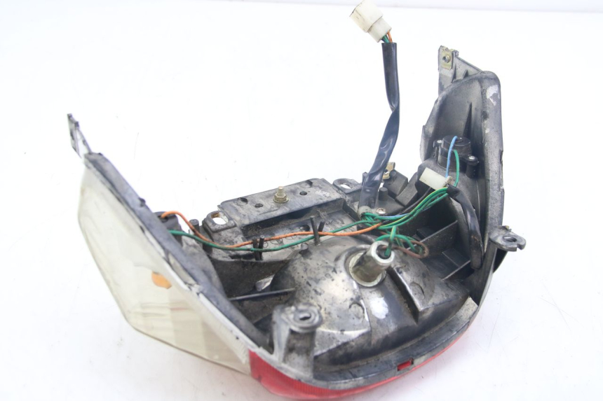 photo de LAMPA TYLNA TNT MOTOR ROMA 12' 2T 50 (2007 - 2018) - Punkty mocowania