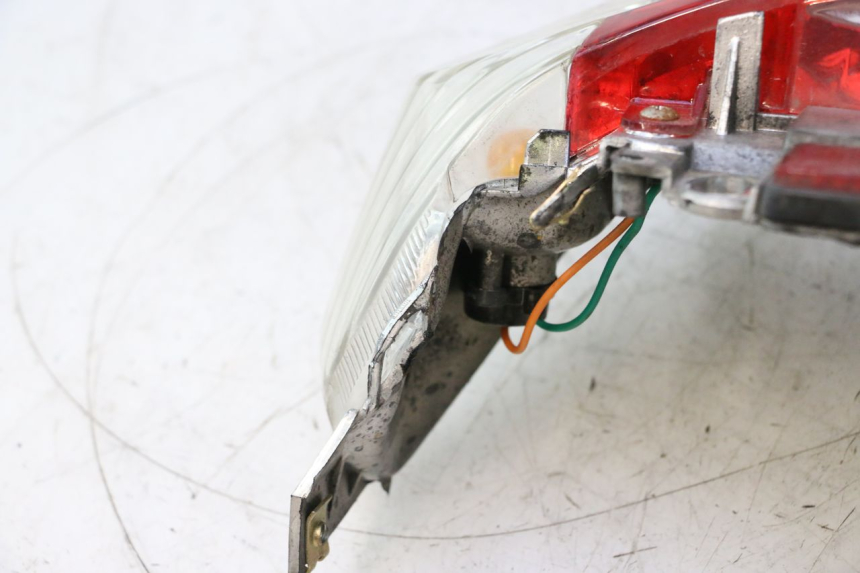 photo de LAMPA TYLNA TNT MOTOR ROMA 12' 2T 50 (2007 - 2018) - Szczegóły charakterystyczne