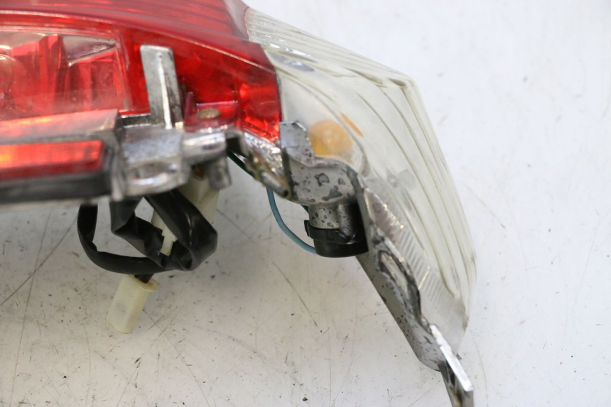 photo de LAMPA TYLNA TNT MOTOR ROMA 12' 2T 50 (2007 - 2018) - Zbliżenie komponentów