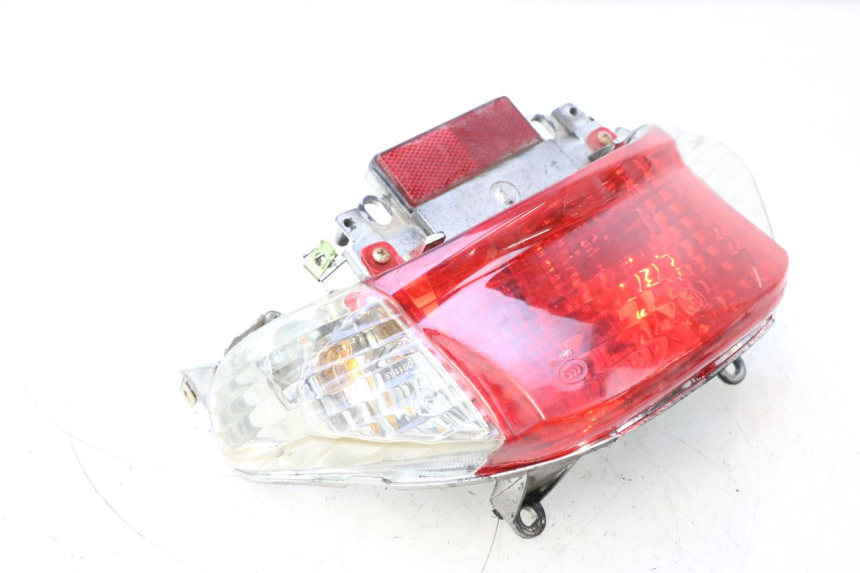 photo de LAMPA TYLNA TNT MOTOR ROMA 12' 2T 50 (2007 - 2018) - Kontrola wizualna