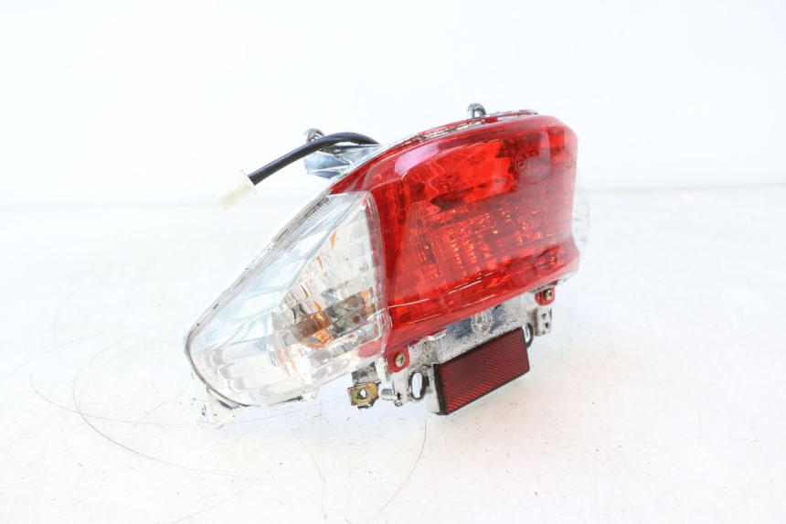 photo de LAMPA TYLNA TNT MOTOR ROMA 12' 2T 50 (2007 - 2018) - Zbliżenie komponentów