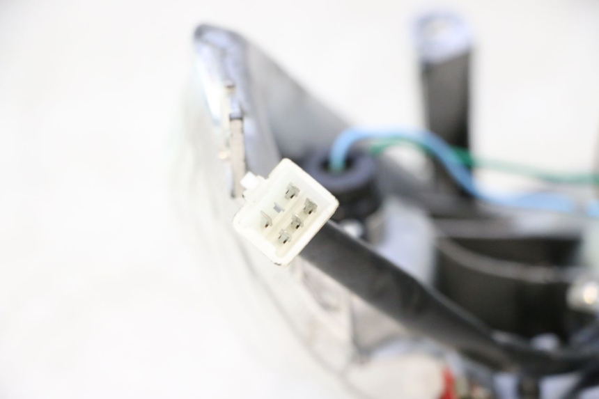 photo de LAMPA TYLNA TNT MOTOR ROMA 12' 2T 50 (2007 - 2018) - Punkty mocowania