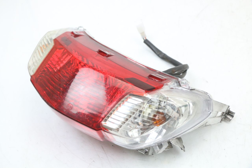 photo de LAMPA TYLNA JM MOTORS SANTANA 50 (2014 - 2023) - Inny kąt widzenia