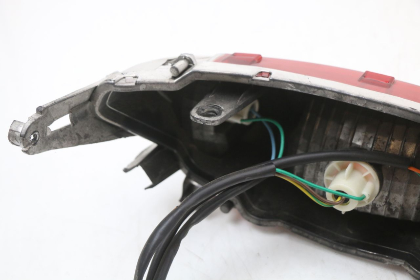 photo de LAMPA TYLNA JM MOTORS SANTANA 50 (2014 - 2023) - Stan powierzchni