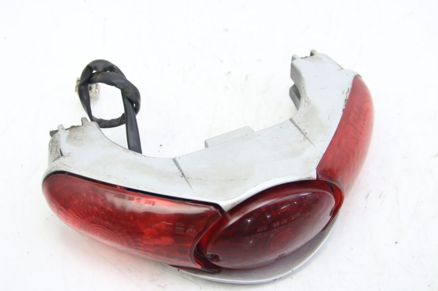 photo de LAMPA TYLNA APRILIA SCARABEO 4T 50 (2009 - 2017) - Inny kąt widzenia