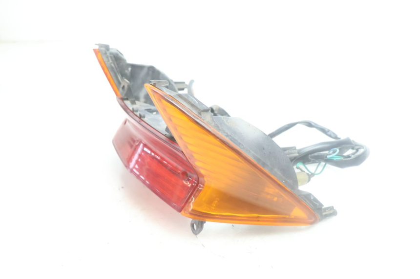 photo de LAMPA TYLNA HONDA SCV LEAD 100 (2003 - 2007) - Zoom stanu zużycia