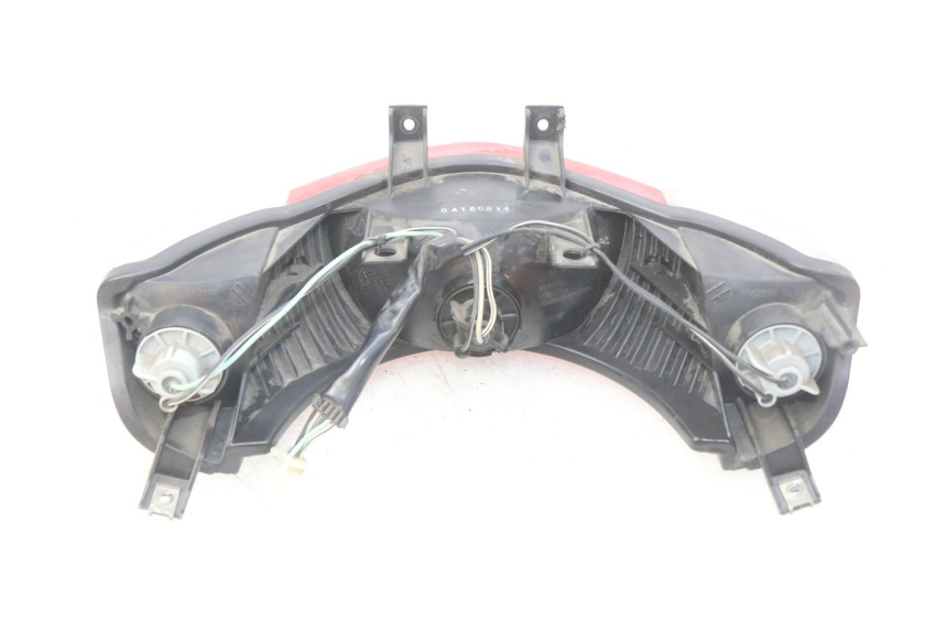 photo de LAMPA TYLNA SUZUKI SIXTEEN 125 (2008 - 2010) - Inny kąt widzenia