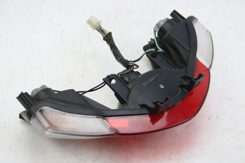 photo de LAMPA TYLNA SUZUKI SIXTEEN 125 (2008 - 2010) - Szczegół części