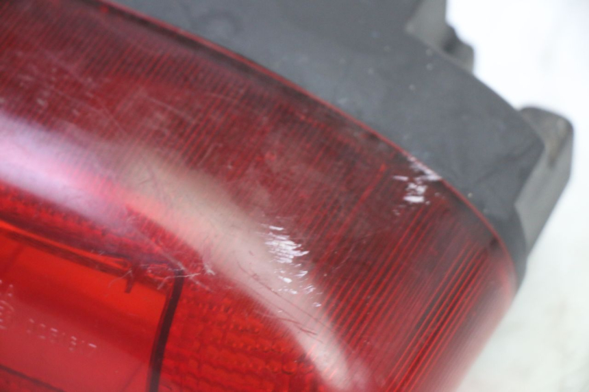 photo de LAMPA TYLNA TRIUMPH SPRINT 900 (1995 - 1998) - Zoom stanu zużycia