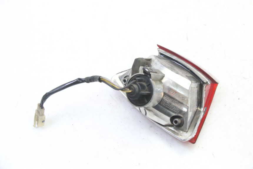 photo de LAMPA TYLNA APRILIA SR 2T 50 (2018 - 2022) - Punkty mocowania