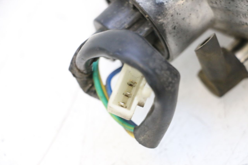 photo de LAMPA TYLNA APRILIA SR MOTARD 50 (2012 - 2018) - Zbliżenie techniczne