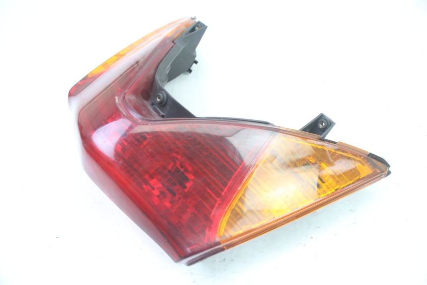 photo de LAMPA TYLNA HONDA ST PAN EUROPEAN 1300 (2002 - 2013) - Zoom stanu zużycia