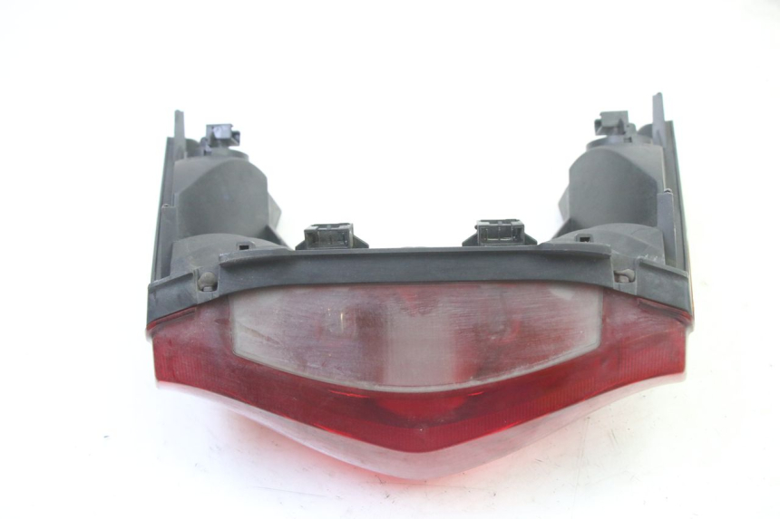 photo de LAMPA TYLNA HONDA ST PAN EUROPEAN 1300 (2002 - 2013) - Zbliżenie techniczne