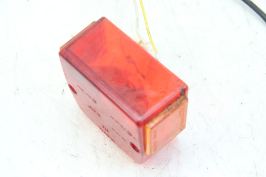 photo de LAMPA TYLNA JAWA STELLA BABETTA 134 50 - Zoom stanu zużycia