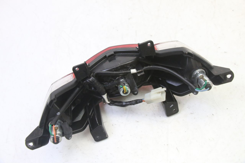 photo de LAMPA TYLNA PEUGEOT STREETZONE I 2T 50 (2018 - 2020) - Stan powierzchni