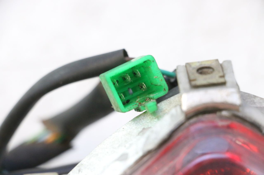 photo de ŚWIATŁO TYLNE KYMCO SUPER 8 2T 50 (2007 - 2013) - Stan powierzchni