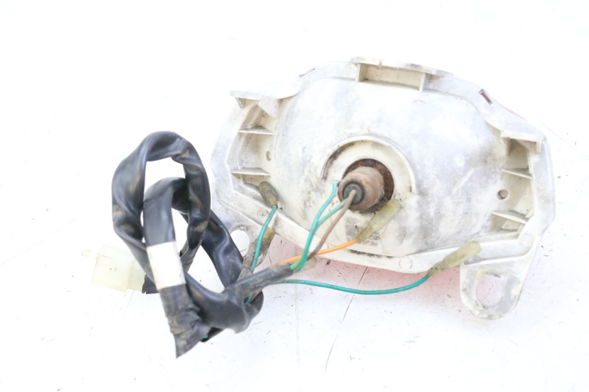 photo de TYLNE ŚWIATŁO SYM ORBIT 2 4T 50 (2018 - 2022) - Inny kąt widzenia