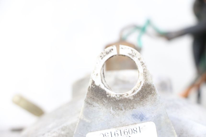 photo de TYLNE ŚWIATŁO SYM ORBIT 2 4T 50 (2018 - 2022) - Zbliżenie techniczne