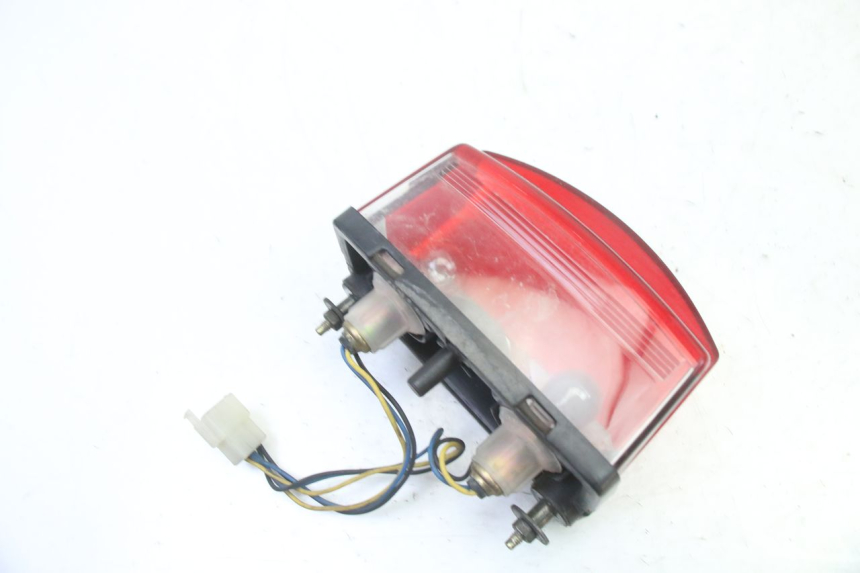 photo de LAMPA TYLNA YAMAHA TDR DELTABOX 125 (1997 - 2003) - Szczegół części