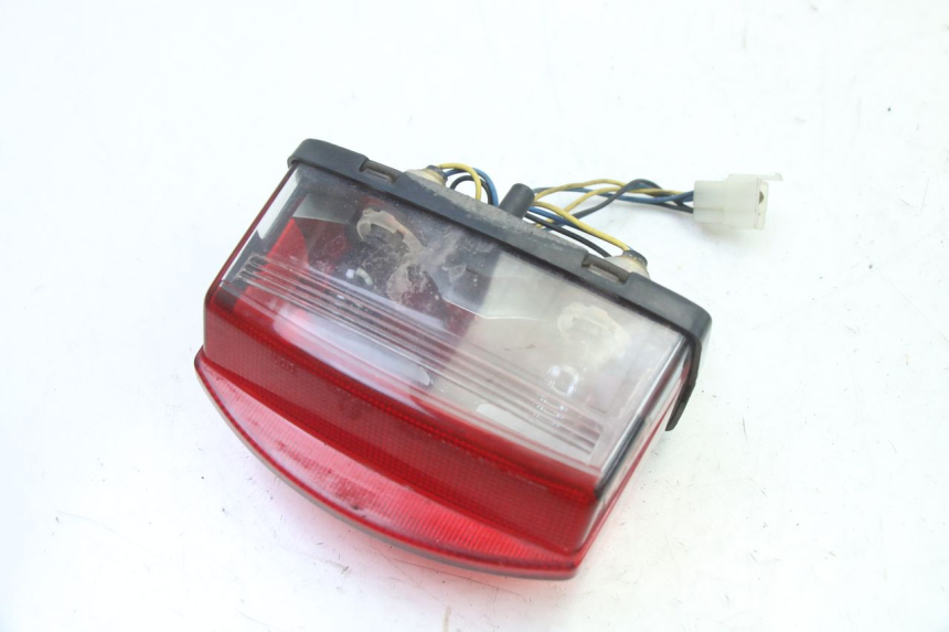 photo de LAMPA TYLNA YAMAHA TDR DELTABOX 125 (1997 - 2003) - Zoom stanu zużycia