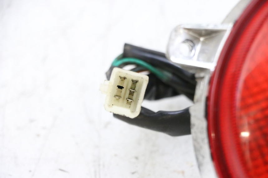 photo de LAMPA TYLNA NECO TEMPO 4T 50 (2022 - 2026) - Zbliżenie techniczne