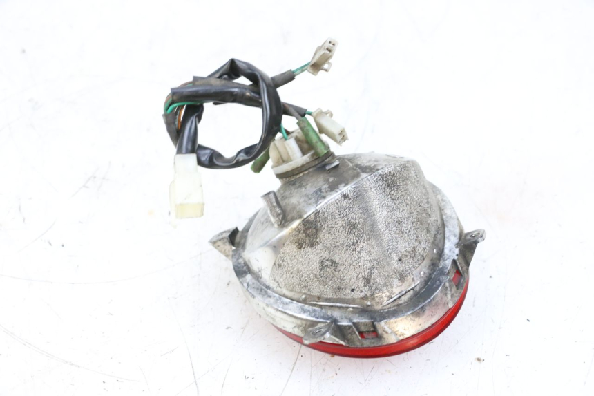 photo de LAMPA TYLNA NECO TEMPO 4T 50 (2022 - 2026) - Punkty mocowania