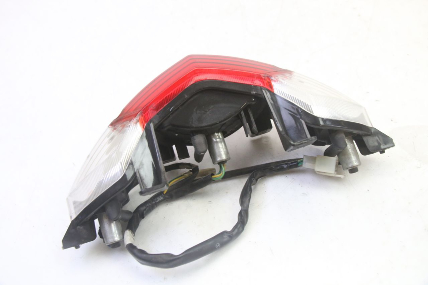 photo de LAMPA TYLNA PEUGEOT TWEET 4T 50 (2018 - 2022) - Inny kąt widzenia