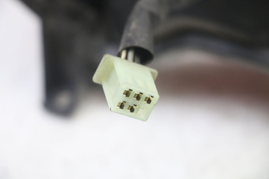 photo de LAMPA TYLNA SUZUKI UH BURGMAN 125 (2002 - 2006) - Część sprawdzona