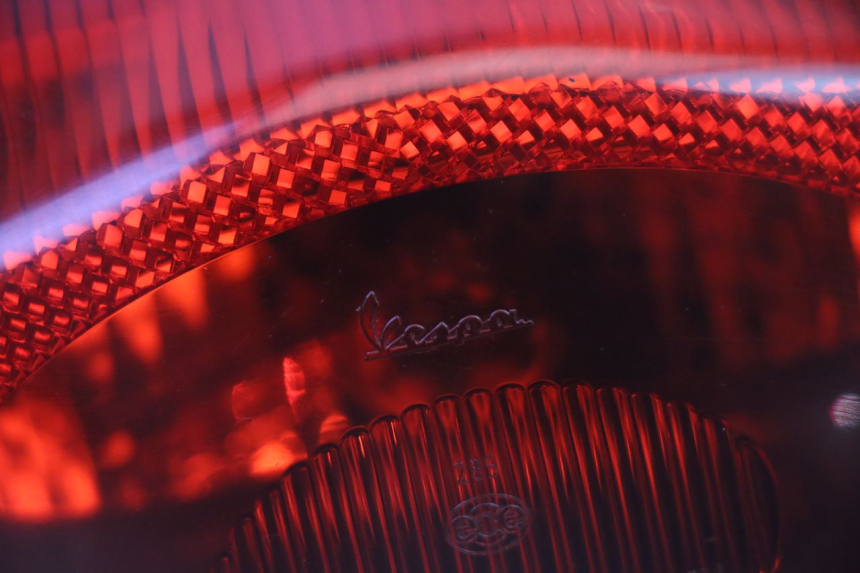 photo de LAMPA TYLNA PIAGGIO VESPA S 2T 50 (2007 - 2014) - Zoom stanu zużycia