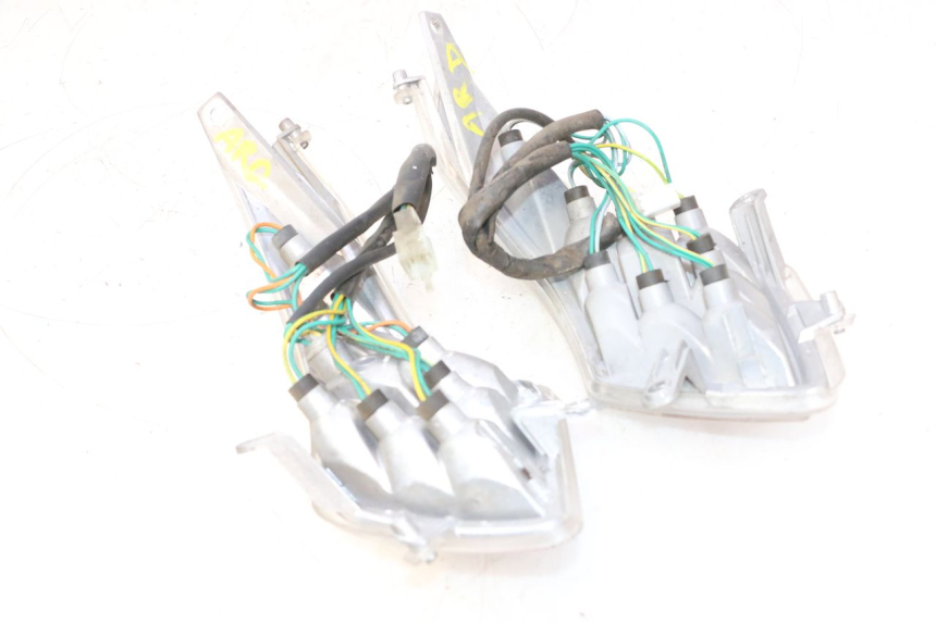 photo de LAMPA TYLNA PEUGEOT VIVACITY NEW 2T 50 (2008 - 2017) - Punkty mocowania