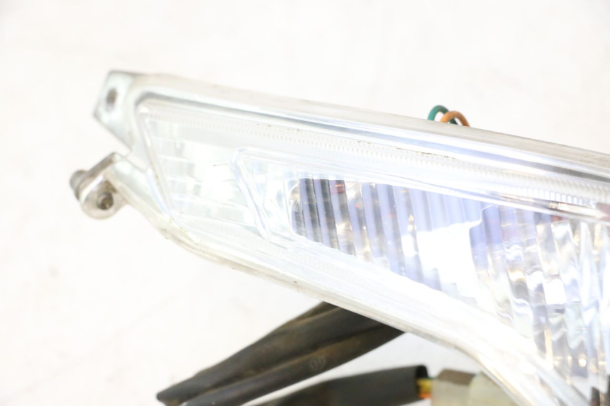 photo de LAMPA TYLNA PEUGEOT VIVACITY NEW 2T 50 (2008 - 2017) - Oznaczenia i referencje