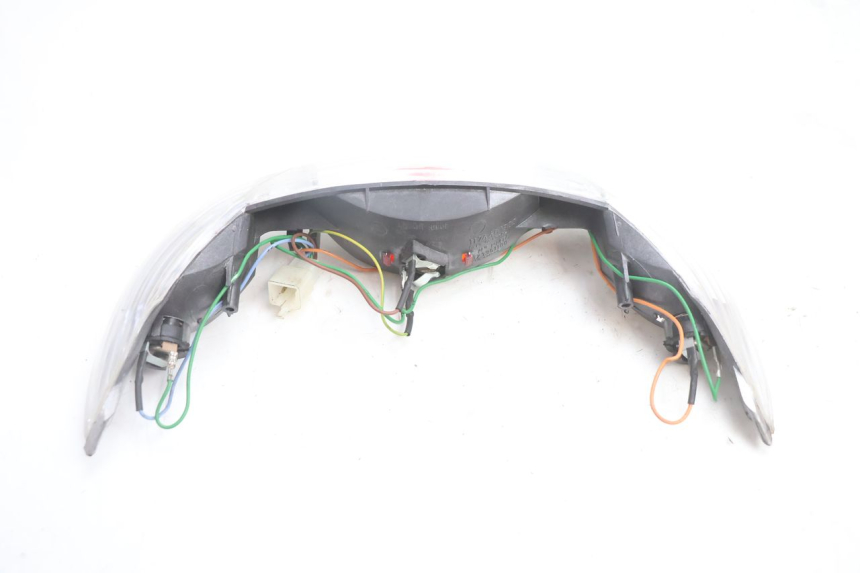 photo de LAMPA TYLNA PEUGEOT VIVACITY 50 (2004 - 2009) - Inny kąt widzenia