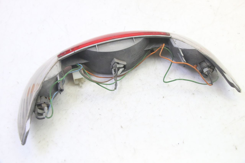 photo de LAMPA TYLNA PEUGEOT VIVACITY 100 (1999 - 2008) - Zbliżenie techniczne