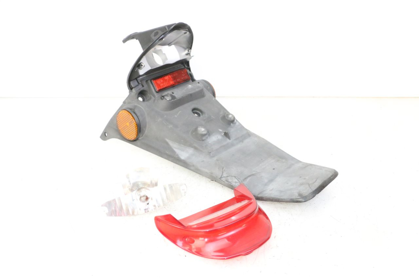 photo de LAMPA TYLNA HONDA X8R 50 (1998 - 2003) - Punkty mocowania