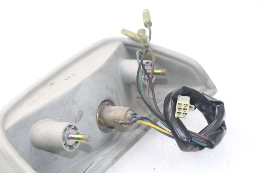 photo de LAMPA TYLNA YAMAHA XJ600 XJ DIVERSION 600 (1992 - 1997) - Zbliżenie techniczne